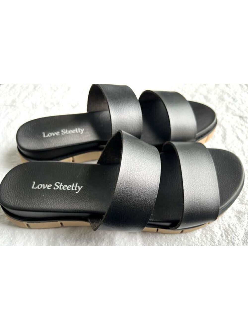 Women's Black Flat Sandals US Size 7.5, Casual Strappy Sandal Slip On *NEW*